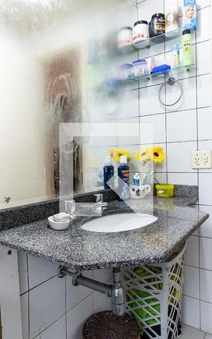 Apartamento para alugar com 79m², 3 quartos e 2 vagas Apartamento para alugar com 79m², 3 quartos e 2 vagasBanheiro Social