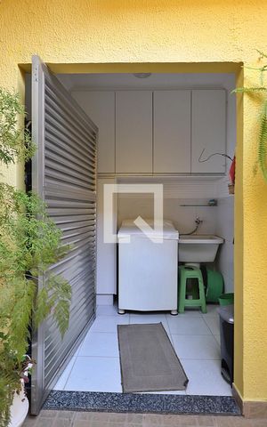 Casa à venda com 196m², 3 quartos e 5 vagasÁrea de Serviço