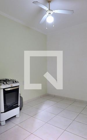 Casa à venda com 196m², 3 quartos e 5 vagasEdícula - Cozinha