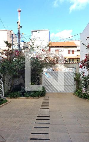 Casa à venda com 196m², 3 quartos e 5 vagasGaragem