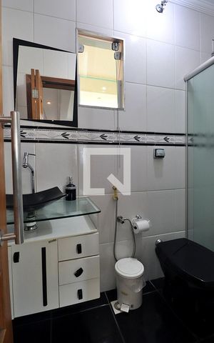 Casa à venda com 196m², 3 quartos e 5 vagasBanheiro Social 2