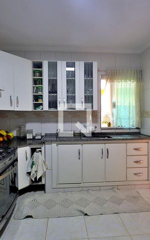 Casa à venda com 196m², 3 quartos e 5 vagasCozinha