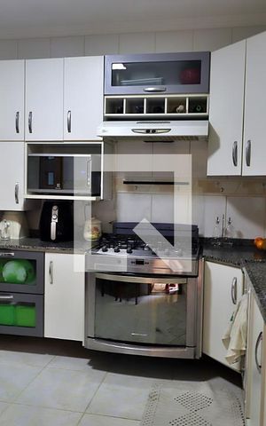 Casa à venda com 196m², 3 quartos e 5 vagasCozinha