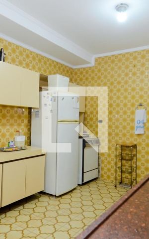 Casa à venda com 350m², 3 quartos e 3 vagasCozinha