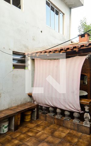 Casa à venda com 350m², 3 quartos e 3 vagasQuintal