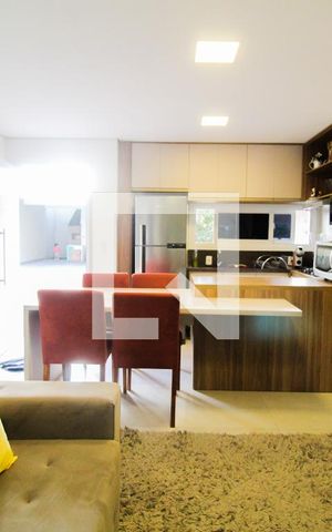 Casa de condomínio à venda com 110m², 3 quartos e 3 vagas Casa de condomínio à venda com 110m², 3 quartos e 3 vagasSala de Estar