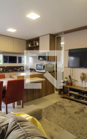 Casa de condomínio à venda com 110m², 3 quartos e 3 vagas Casa de condomínio à venda com 110m², 3 quartos e 3 vagasSala de Estar