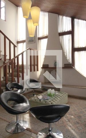 Casa para alugar com 341m², 4 quartos e 4 vagasSala