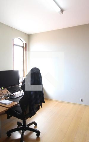 Casa para alugar com 341m², 4 quartos e 4 vagasSuíte 2