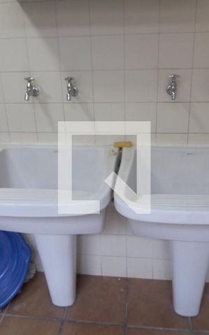 Casa para alugar com 341m², 4 quartos e 4 vagasÁrea de Serviço