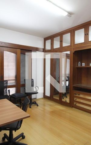Casa para alugar com 341m², 4 quartos e 4 vagasSuíte 1