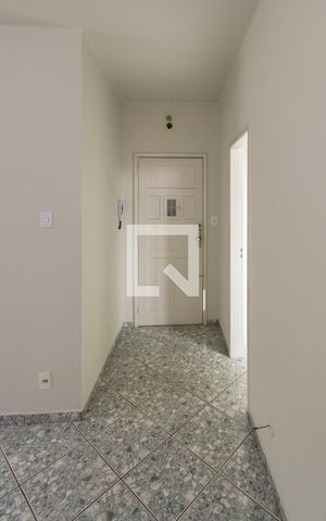 Apartamento para alugar com 65m², 2 quartos e sem vaga Apartamento para alugar com 65m², 2 quartos e sem vagaSala - Hall da entrada