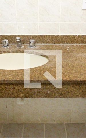 Apartamento para alugar com 80m², 3 quartos e 1 vagaBanheiro 2