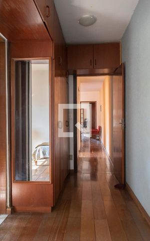 Casa à venda com 250m², 3 quartos e 3 vagas Casa à venda com 250m², 3 quartos e 3 vagasQuarto 3 suite