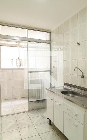 Apartamento à venda com 55m², 2 quartos e 1 vaga Apartamento à venda com 55m², 2 quartos e 1 vagaCozinha
