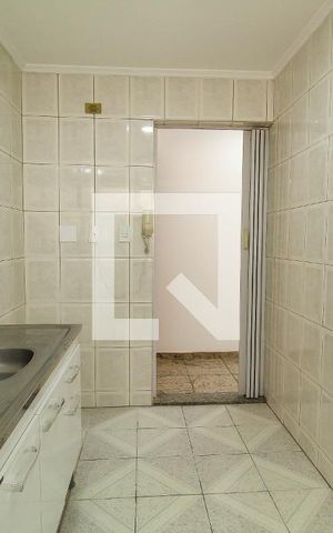 Apartamento à venda com 55m², 2 quartos e 1 vaga Apartamento à venda com 55m², 2 quartos e 1 vagaCozinha