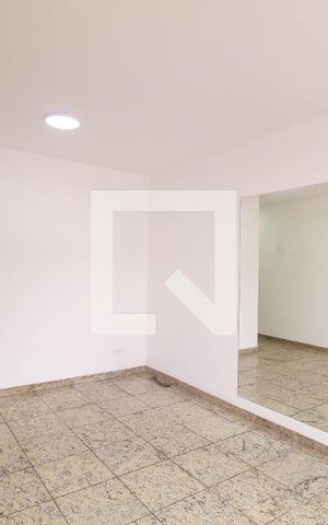 Apartamento à venda com 55m², 2 quartos e 1 vaga Apartamento à venda com 55m², 2 quartos e 1 vagaSala