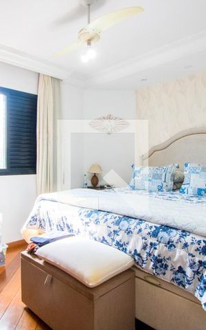 Apartamento à venda com 136m², 4 quartos e 3 vagas Apartamento à venda com 136m², 4 quartos e 3 vagasQuarto 1 - Suíte