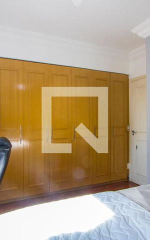 Apartamento à venda com 136m², 4 quartos e 3 vagas Apartamento à venda com 136m², 4 quartos e 3 vagasQuarto 2 - Suíte