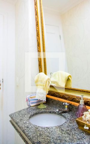 Apartamento à venda com 136m², 4 quartos e 3 vagas Apartamento à venda com 136m², 4 quartos e 3 vagasLavabo