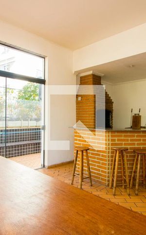 Apartamento à venda com 136m², 4 quartos e 3 vagas Apartamento à venda com 136m², 4 quartos e 3 vagasÁrea comum - Churrasqueira