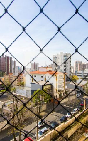 Apartamento à venda com 136m², 4 quartos e 3 vagas Apartamento à venda com 136m², 4 quartos e 3 vagasVista da sala