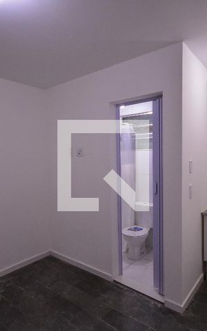 Studio para alugar com 13m², 1 quarto e sem vaga Studio para alugar com 13m², 1 quarto e sem vagaStudio