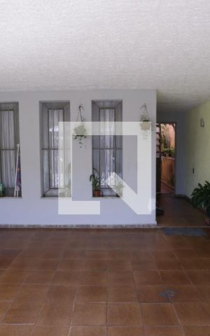Casa à venda com 125m², 3 quartos e 2 vagasGaragem