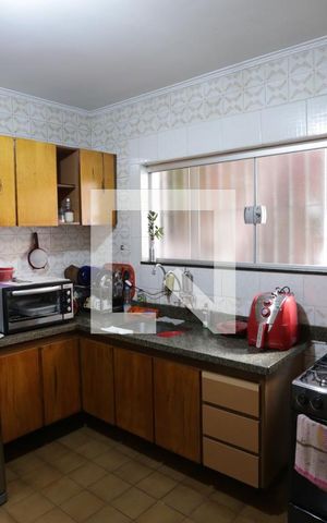 Casa à venda com 125m², 3 quartos e 2 vagasCozinha