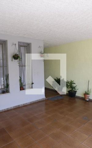 Casa à venda com 125m², 3 quartos e 2 vagasGaragem