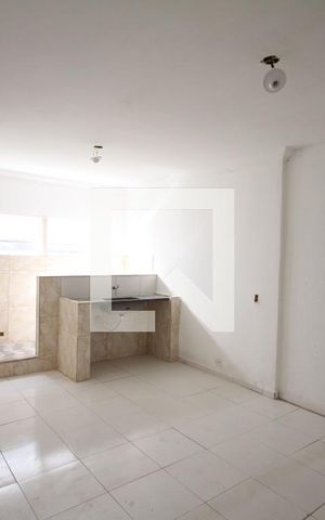 Studio para alugar com 35m², 1 quarto e 1 vagaKitnet