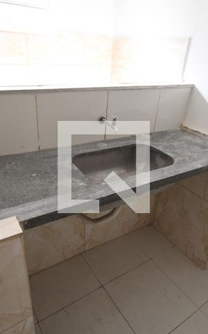 Studio para alugar com 35m², 1 quarto e 1 vagaKitnet