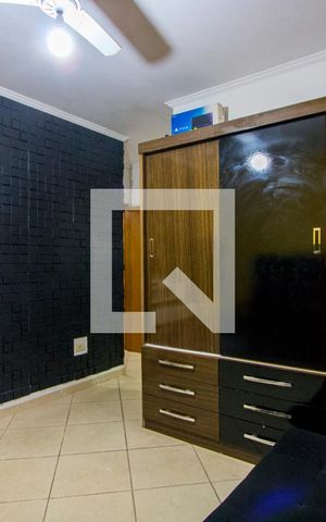 Casa à venda com 204m², 3 quartos e 4 vagas Casa à venda com 204m², 3 quartos e 4 vagasQuarto 3 - Suíte