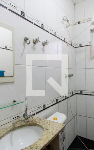 Casa à venda com 204m², 3 quartos e 4 vagas Casa à venda com 204m², 3 quartos e 4 vagasBanheiro do quarto 3