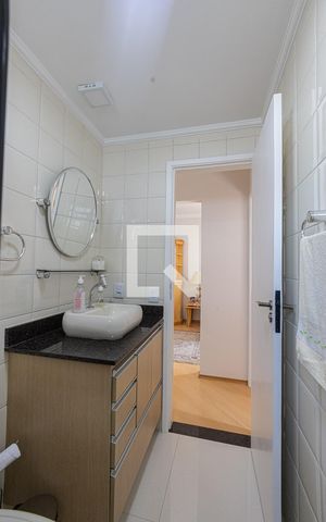 Apartamento para alugar com 64m², 2 quartos e 1 vaga Apartamento para alugar com 64m², 2 quartos e 1 vagaBanheiro