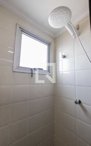 Apartamento para alugar com 64m², 2 quartos e 1 vaga Apartamento para alugar com 64m², 2 quartos e 1 vagaBanheiro