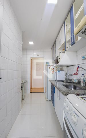 Apartamento para alugar com 64m², 2 quartos e 1 vaga Apartamento para alugar com 64m², 2 quartos e 1 vagaCOzinha