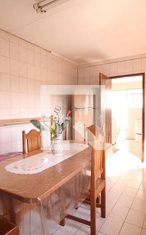 Casa à venda com 210m², 4 quartos e 4 vagasCozinha