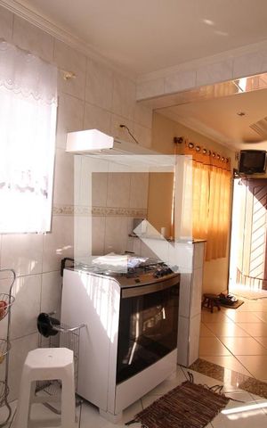 Casa à venda com 210m², 4 quartos e 4 vagasCozinha