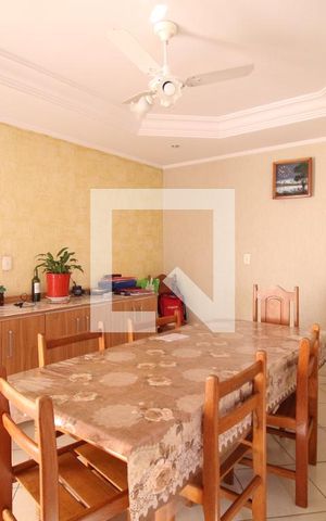 Casa à venda com 210m², 4 quartos e 4 vagasSala de Jantar