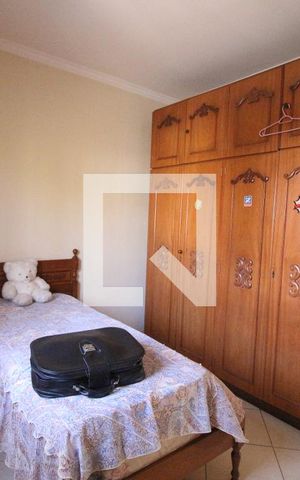 Casa à venda com 210m², 4 quartos e 4 vagasQuarto