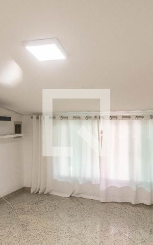 Casa à venda com 400m², 4 quartos e 2 vagas Casa à venda com 400m², 4 quartos e 2 vagasSala 2