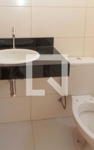 Casa à venda com 90m², 2 quartos e 2 vagasBanheiro da Suíte