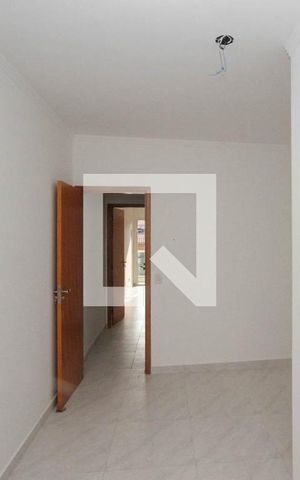 Casa à venda com 90m², 2 quartos e 2 vagasSuite