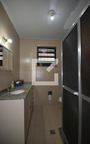 Casa à venda com 650m², 6 quartos e 8 vagasBanheiro 3