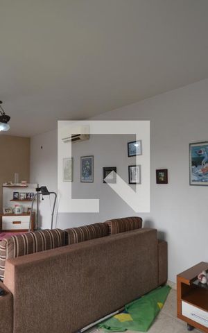 Casa à venda com 650m², 6 quartos e 8 vagasSala