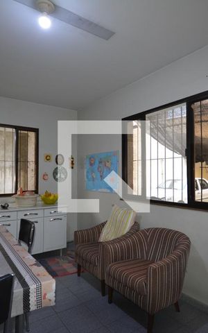 Casa à venda com 650m², 6 quartos e 8 vagasCozinha