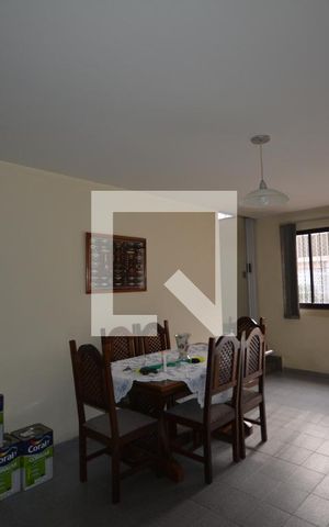 Casa à venda com 650m², 6 quartos e 8 vagasSala de Jantar