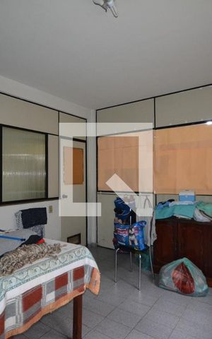 Casa à venda com 650m², 6 quartos e 8 vagasCopa