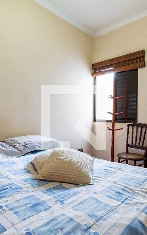 Casa para alugar com 200m², 4 quartos e 1 vaga Casa para alugar com 200m², 4 quartos e 1 vagaQuarto 2